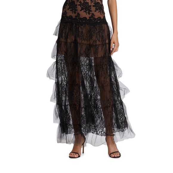 Tiered with sheer tulle, Bronx and Banco's Nina gown evokes a romantic aesthetic - Picture 3 of 7